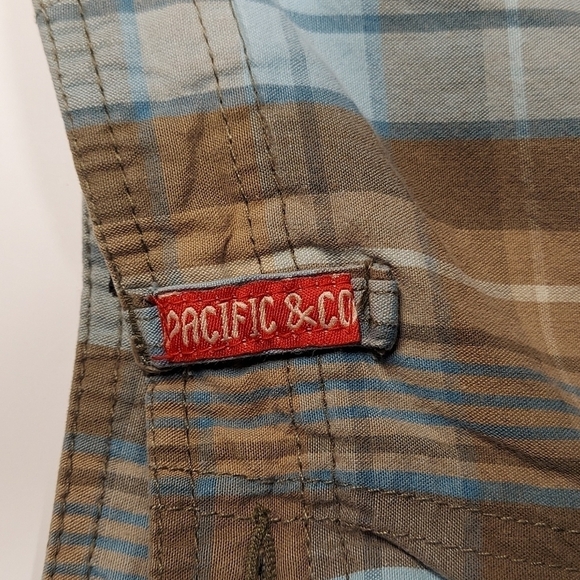 Pacific & Co plaid shorts - Picture 3 of 12